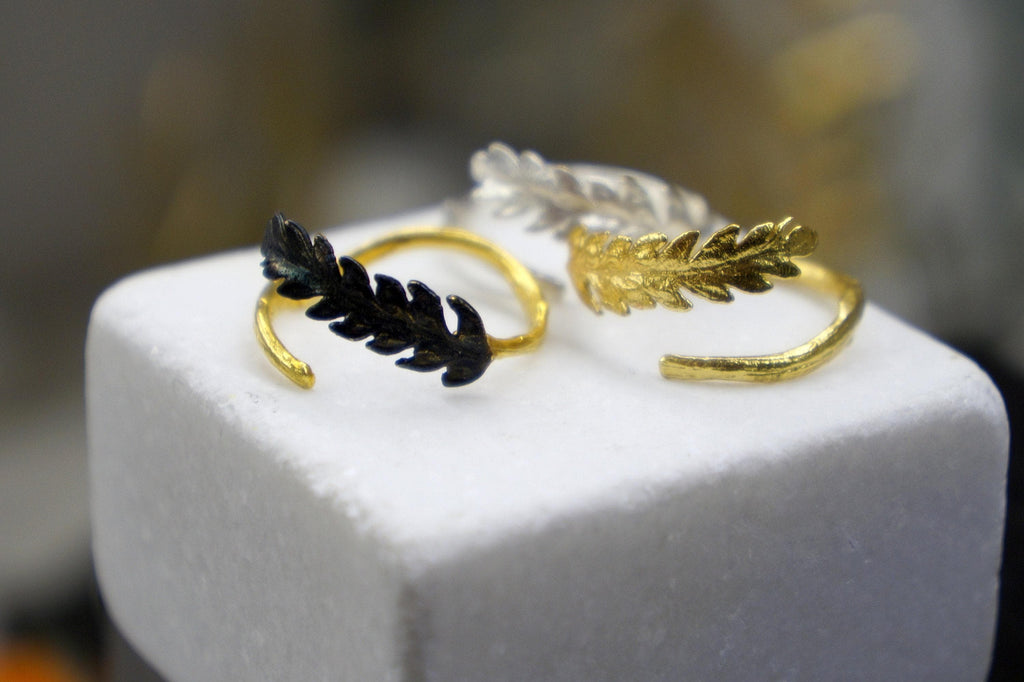 Brass Fern Leaf Ring: Adjustable Nature-Inspired Jewelry